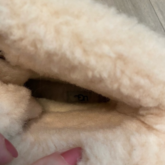 UGG Women Adirondack III Waterproof Chestnut Boots MSRP $250 Sz 11 - Picture 8 of 11